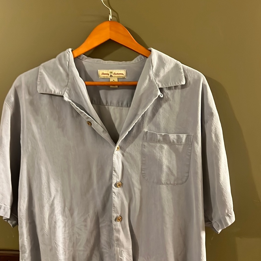 Tommy Bahama 100% silk extra large shirt